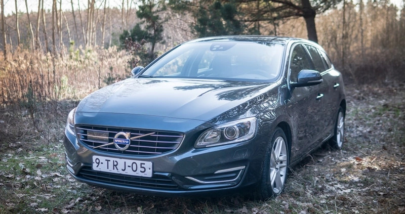 Volvo V60 cena 51800 przebieg: 351507, rok produkcji 2014 z Warszawa małe 631